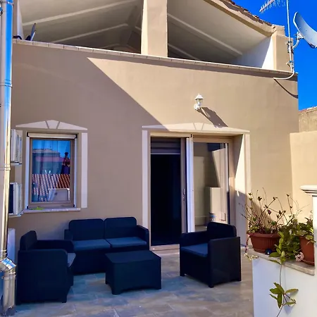Wellhouse - Relax E Comfort A Pochi Minuti Dalle Spiagge SantʼAntìoco